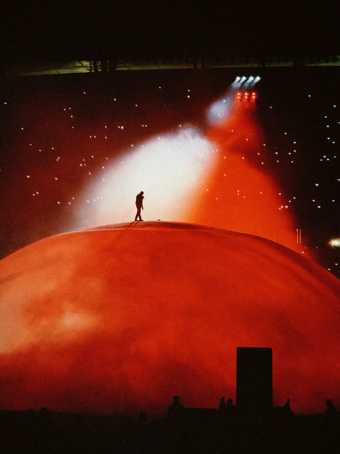 Kanye West, Istanbul, 3